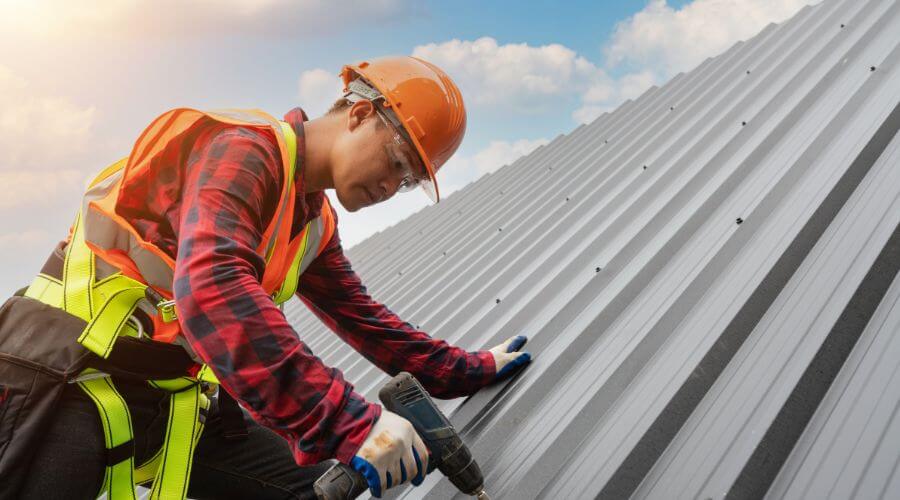 Professional Emergency Roof Repairs services in Lyndhurst, VA